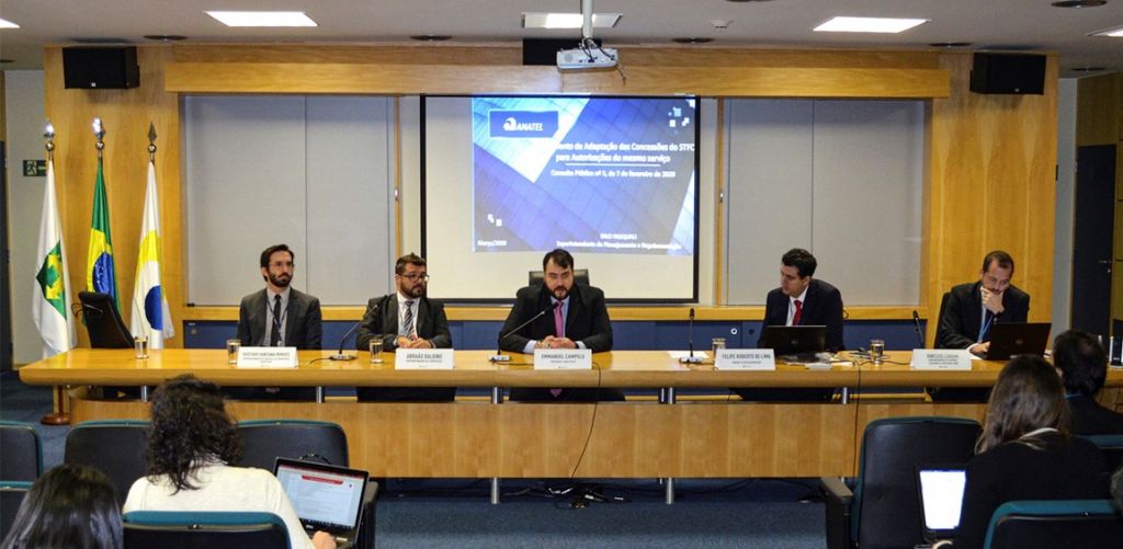 Anatel ouve sociedade sobre migração de concessão para autorização da telefonia fixa