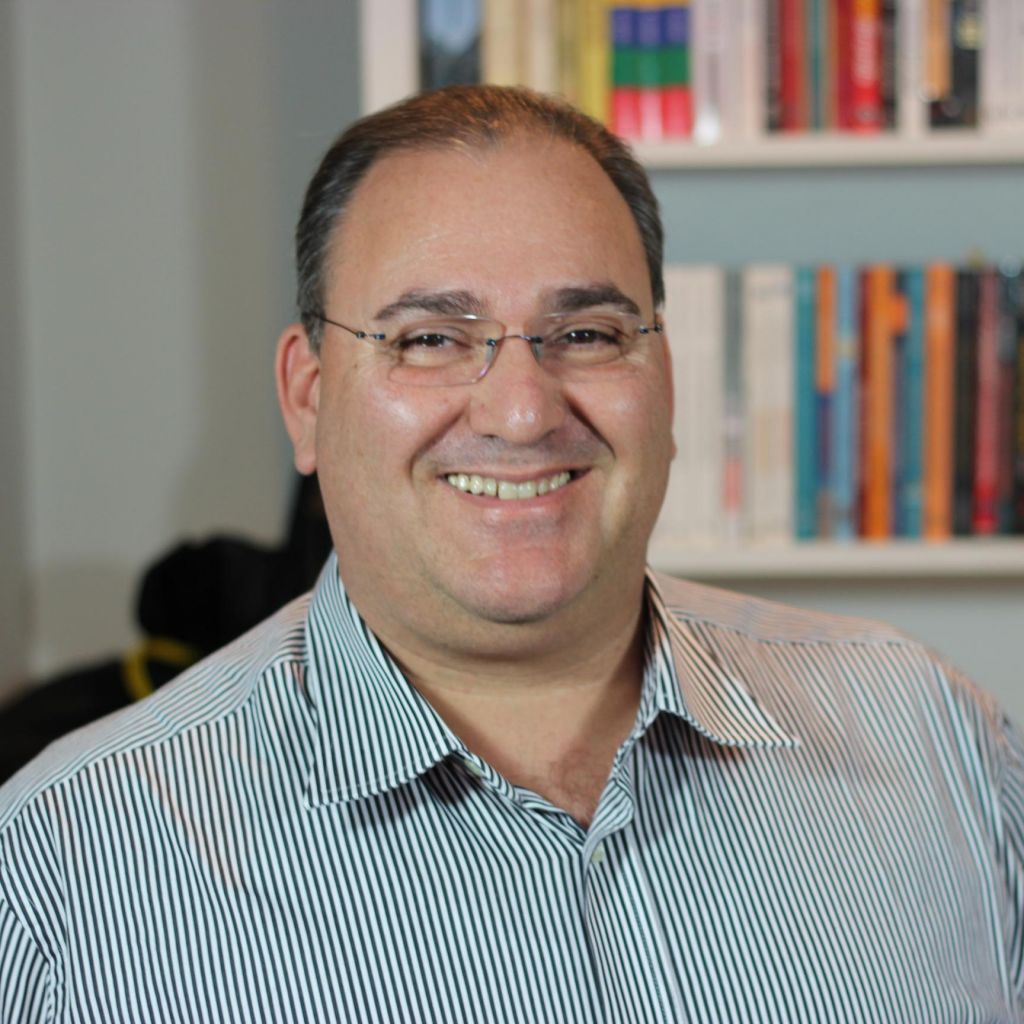 Na onda da transformação digital alunos sempre precisam de professores brilhantes