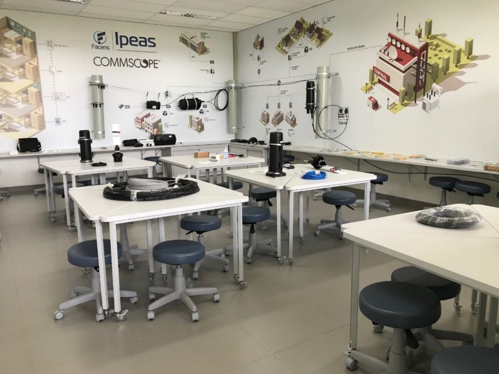 CommScope e Facens: Ipeas criam laboratório de redes ópticas para pesquisa e geração de conhecimento