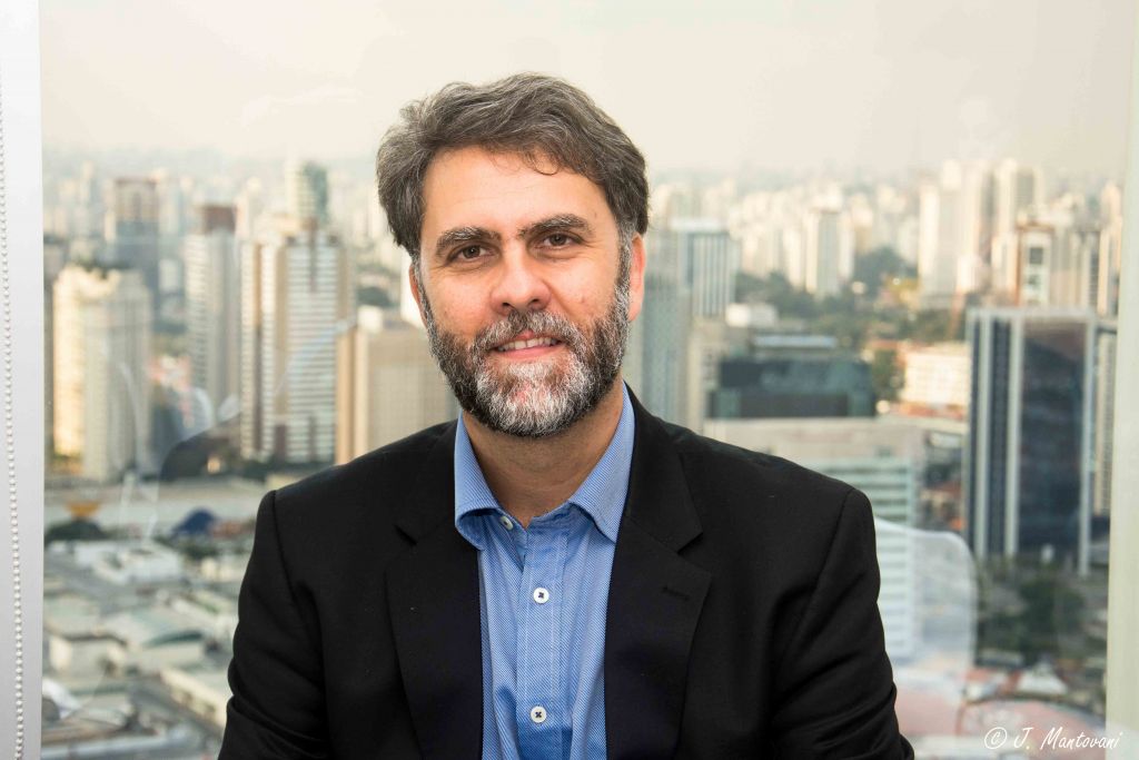 Imóvel com banda larga por fibra óptica vale até 11% a mais