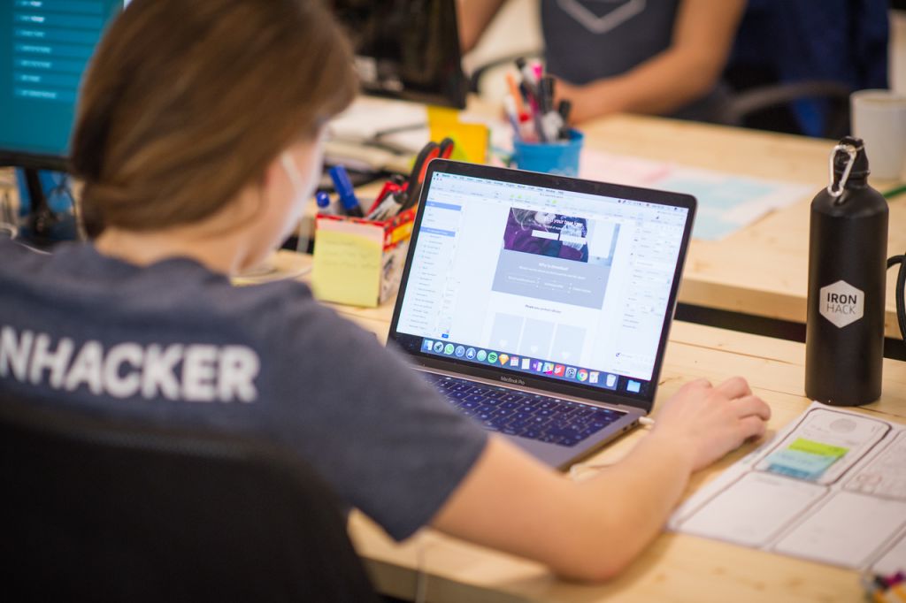 Ironhack abre inscrições de novas turmas para formação de desenvolvedores