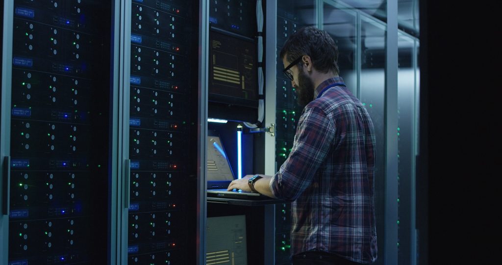 AWS lança processadores Graviton5 e aumenta desempenho computacional na Nuvem