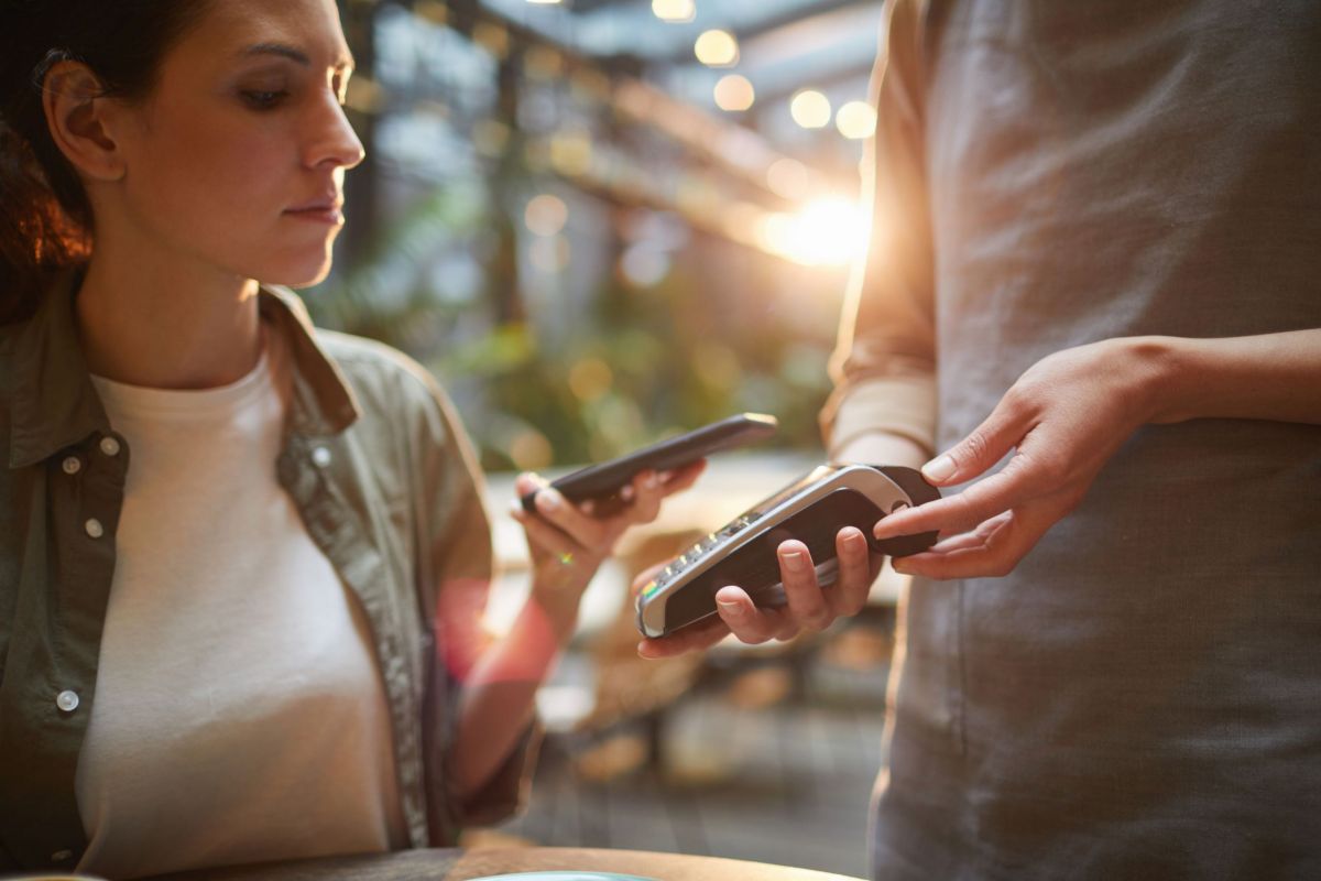 Novos meios de pagamento estão impulsionando o e-commerce, diz Nuvei