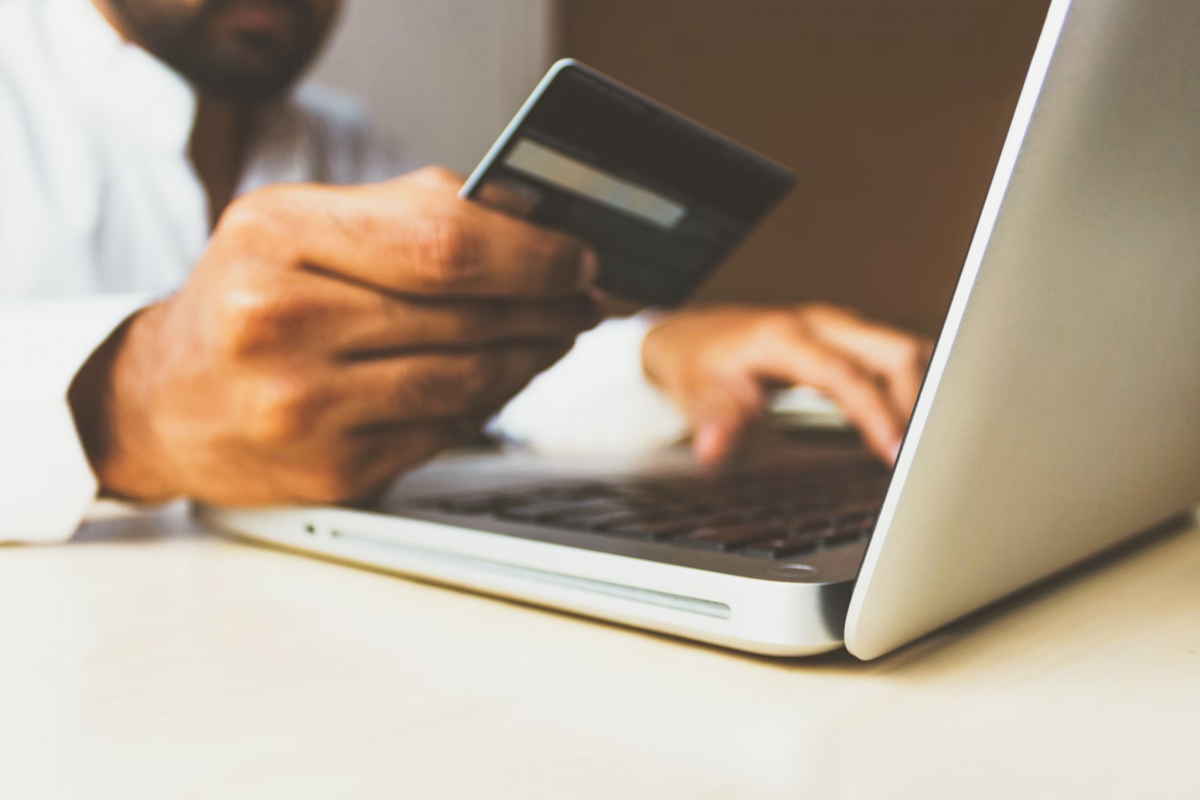 Tendências em fraudes para 2025 e o futuro dos golpes digitais