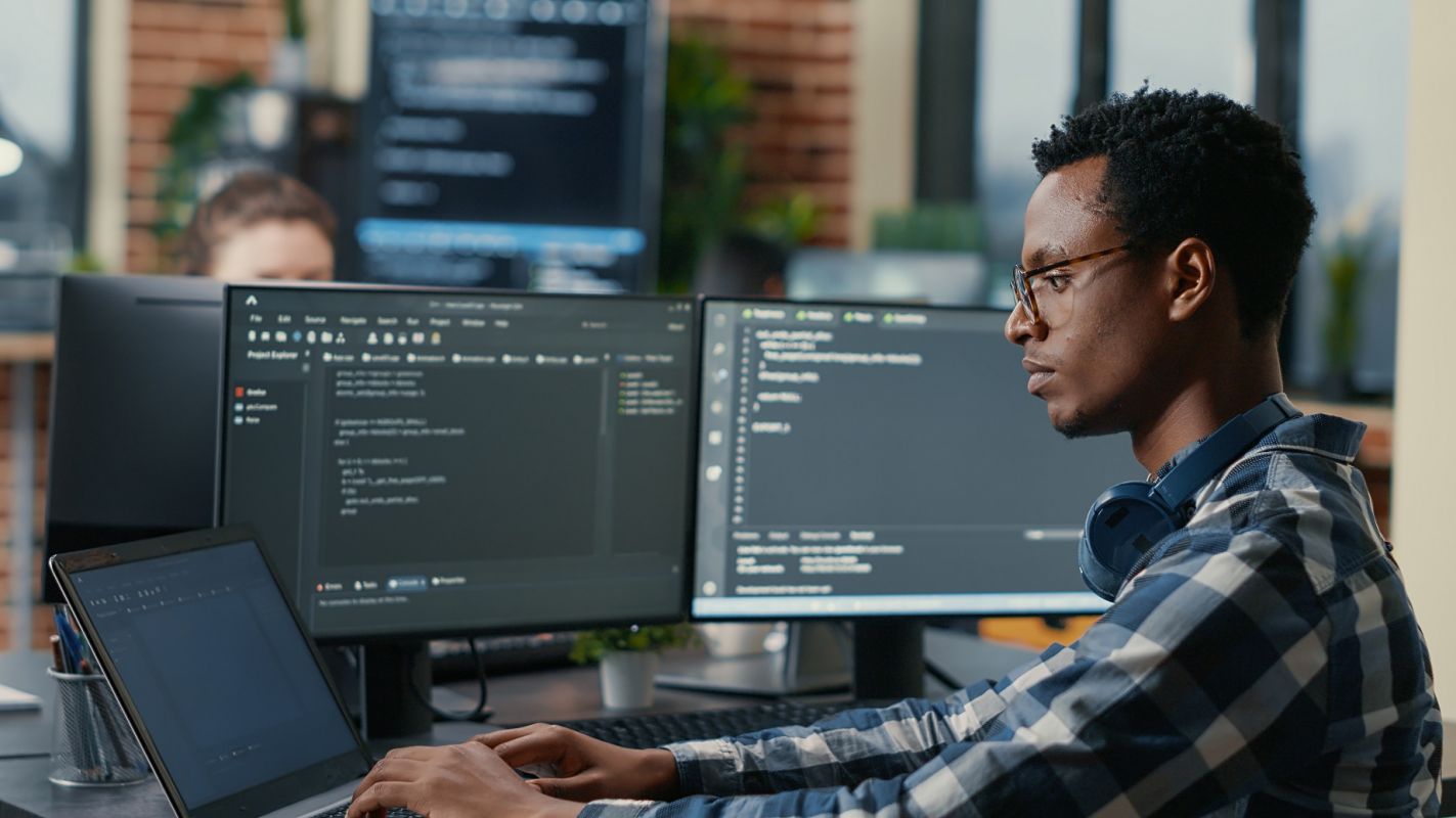 Gratuito: Alura e Google Cloud abrem 100 mil vagas para imersão em DevOps