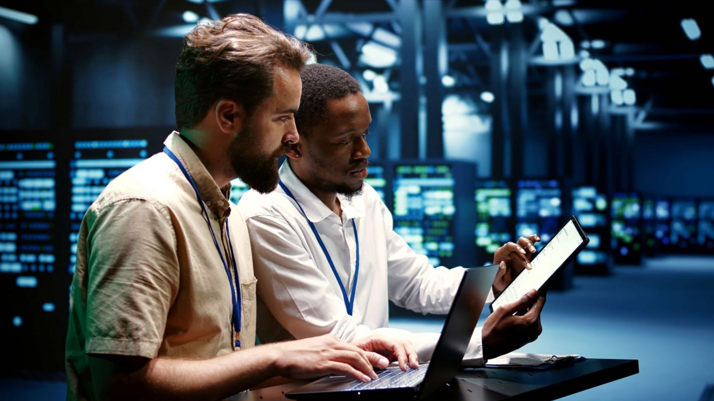 Vertiv e Caterpillar anunciam colaboração para otimização energética em Data Center