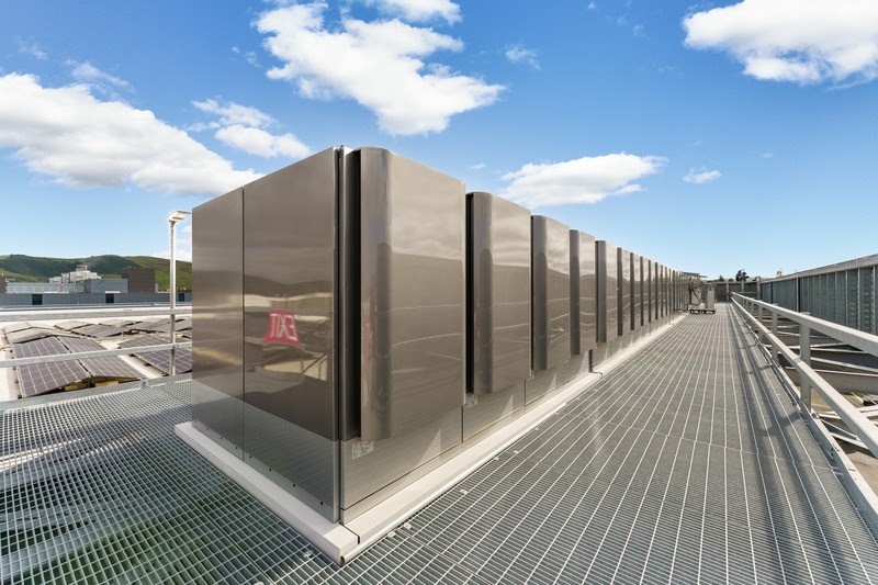 Equinix faz acordo com líderes em energia alternativa para crescimento de Data Centers com IA