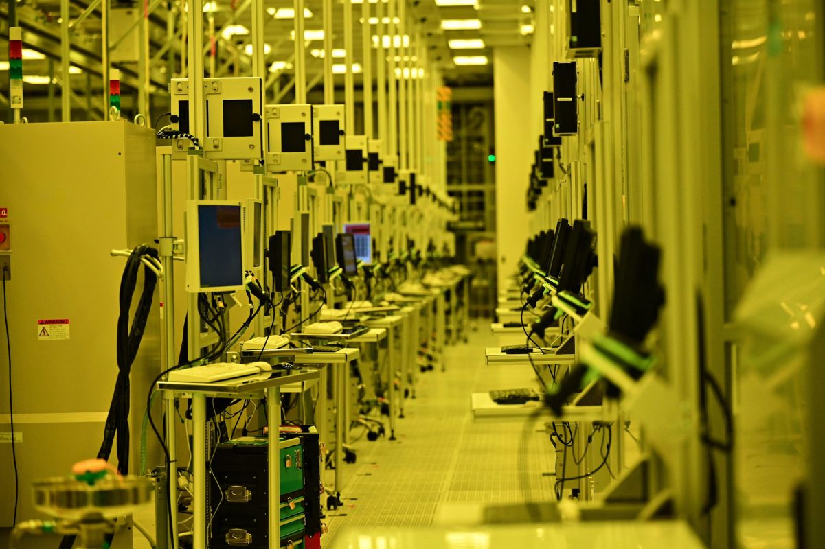 Intel detalha os novos processadores Core Ultra série 3 e Xeon 6+ fabricados nos EUA