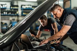 Plataforma orientada por IA Pitz chega para modernizar oficinais mecânicas