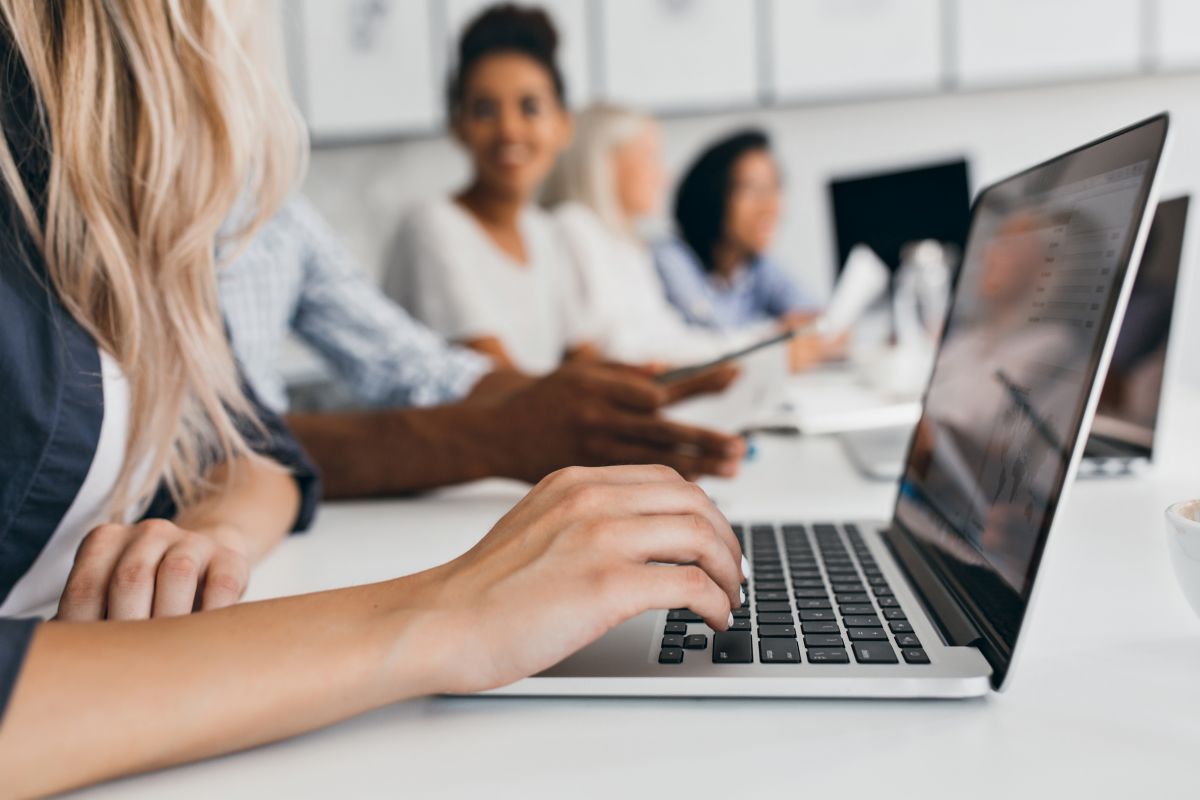 Universidade Corporativa Caixa adota sistema de educação digital para 150 mil usuários