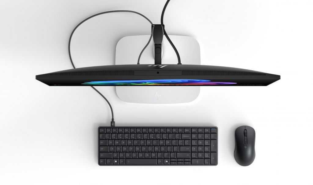 HP lança PC all in one com IA integrada ao teclado e monitor 4K