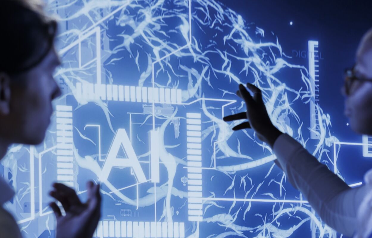 IA não pensa sozinha, por isso, empresas estão revendo o uso da tecnologia