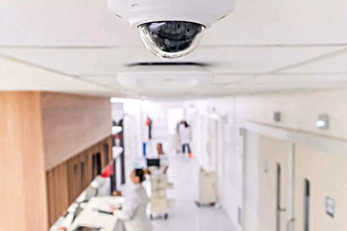 Videomonitoramento com IA redefine a Segurança em hospitais e centros de saúde