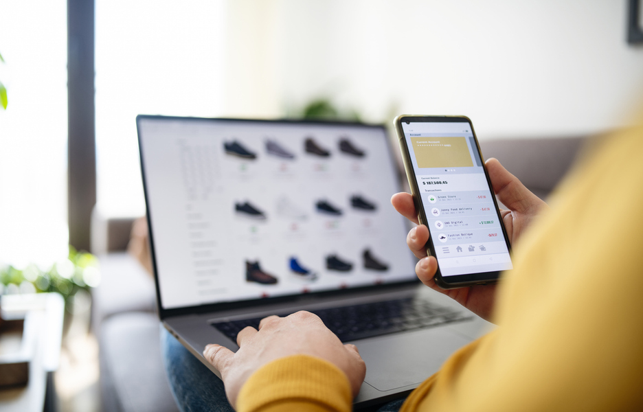 Uso do desktop volta a crescer em buscas no e-commerce enquanto mobile cai 8%