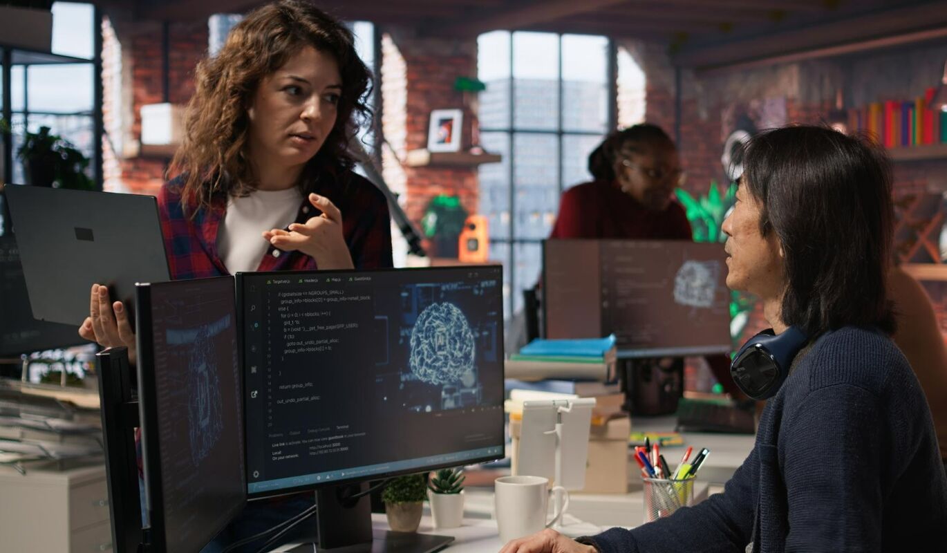 Com crescimento de IA, líderes e gestores precisam integrar tecnologia e gestão de pessoas